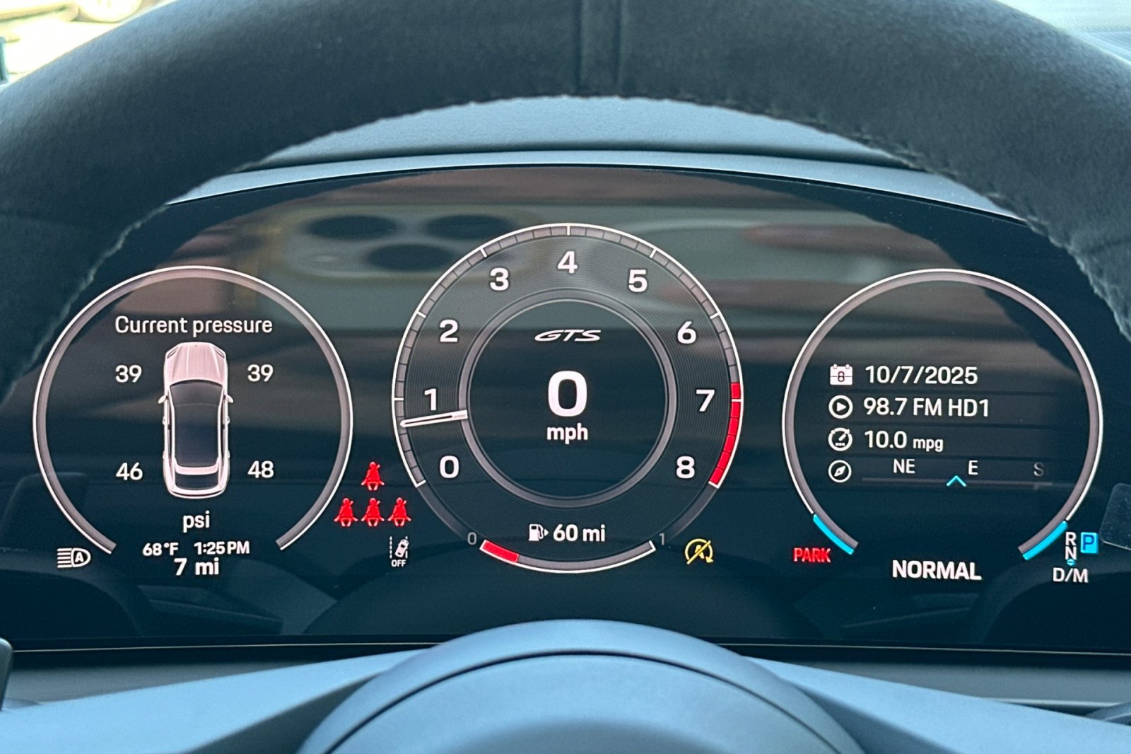 2026 Porsche Cayenne GTS Coupe photo 26