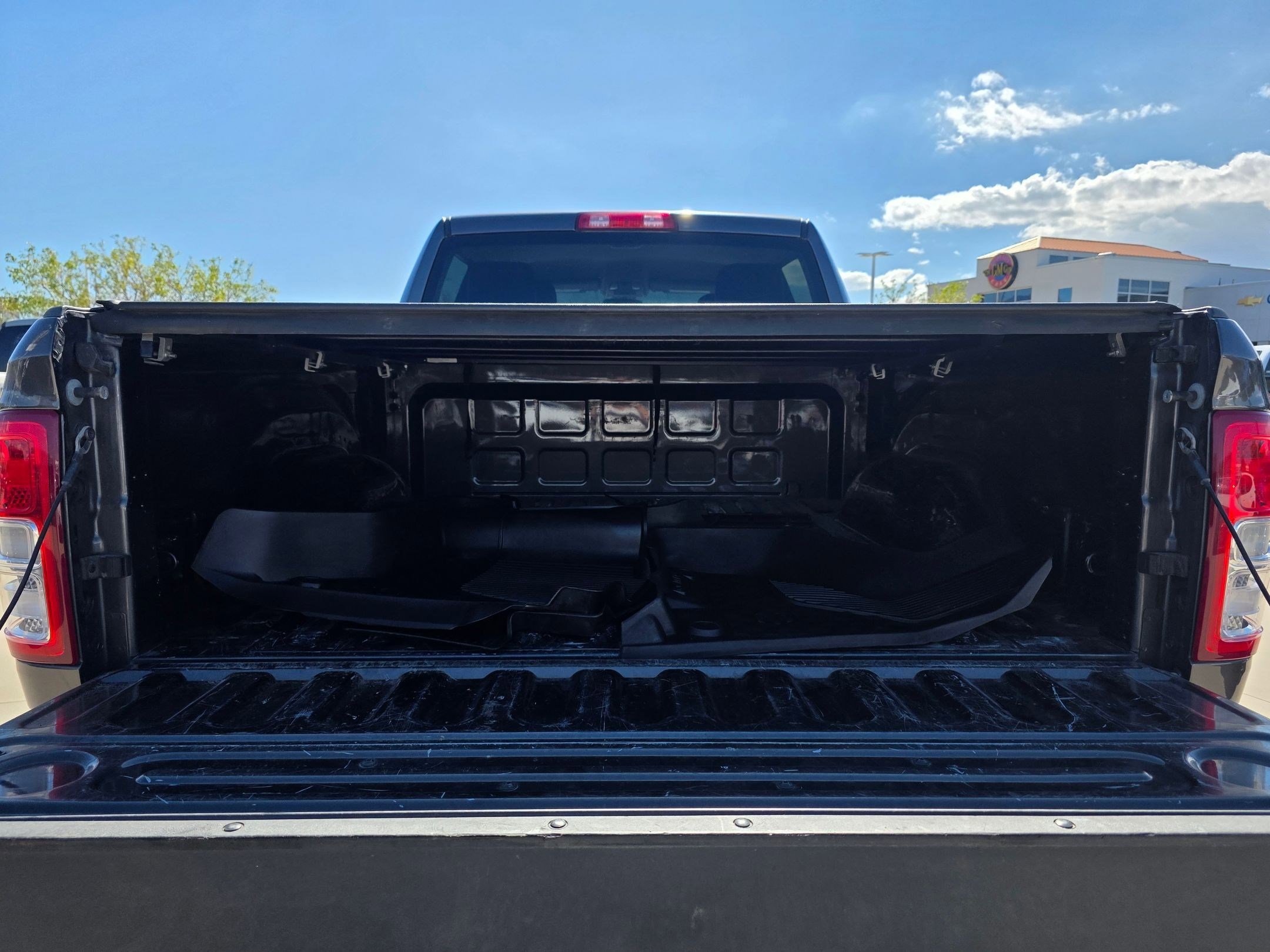 2019 Ram 2500 Tradesman photo 32