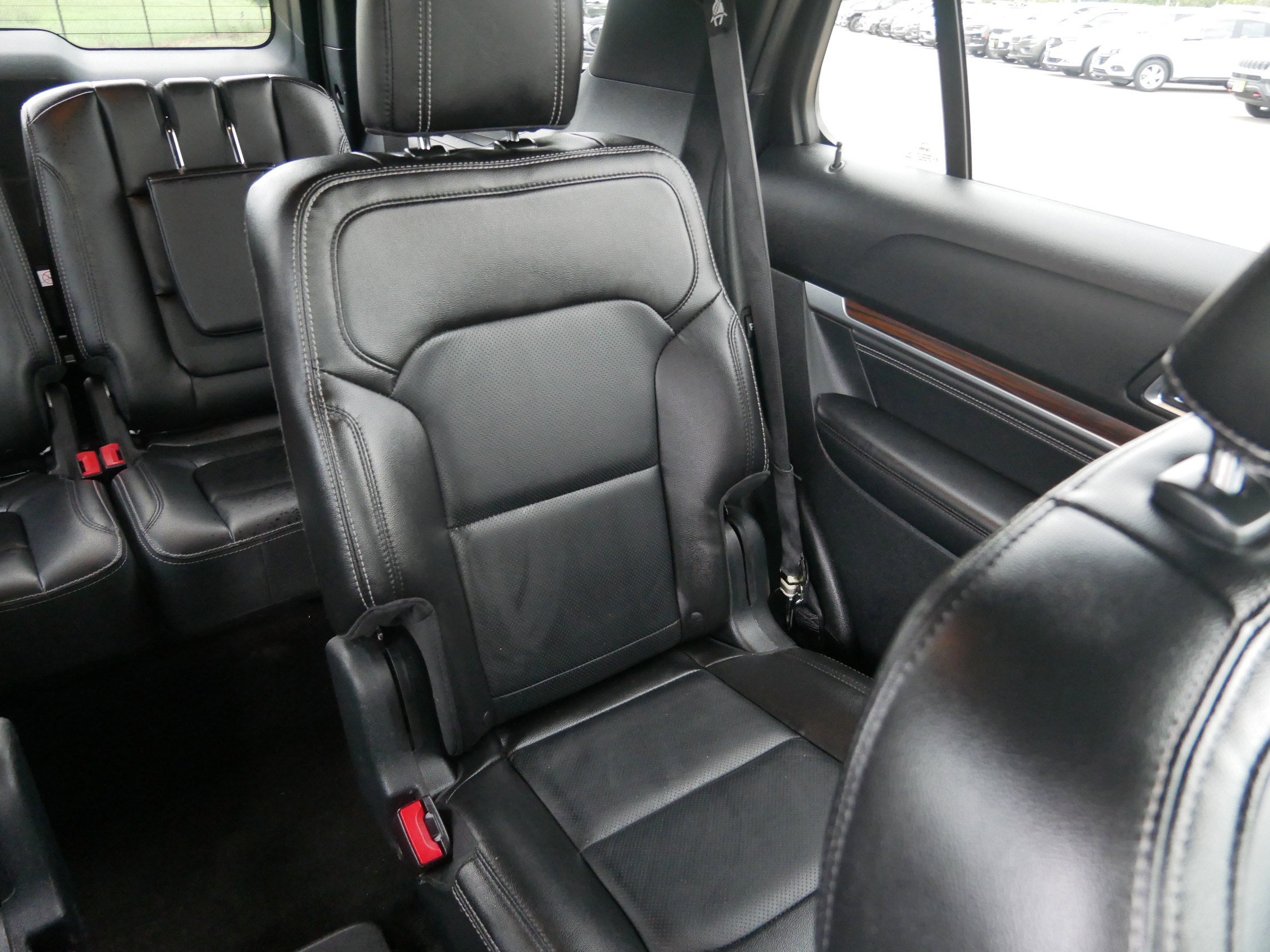 2018 Ford Explorer Limited photo 14