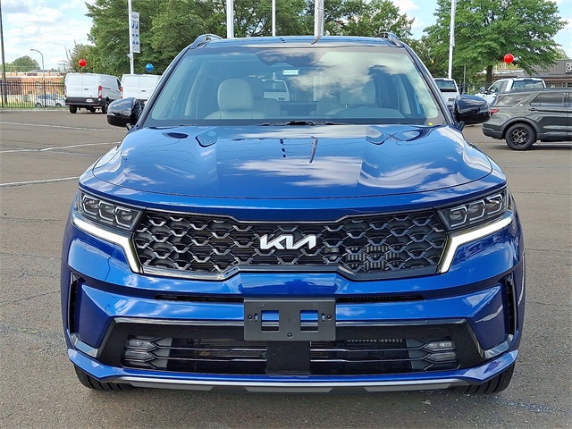 2022 Kia Sorento SX photo 2