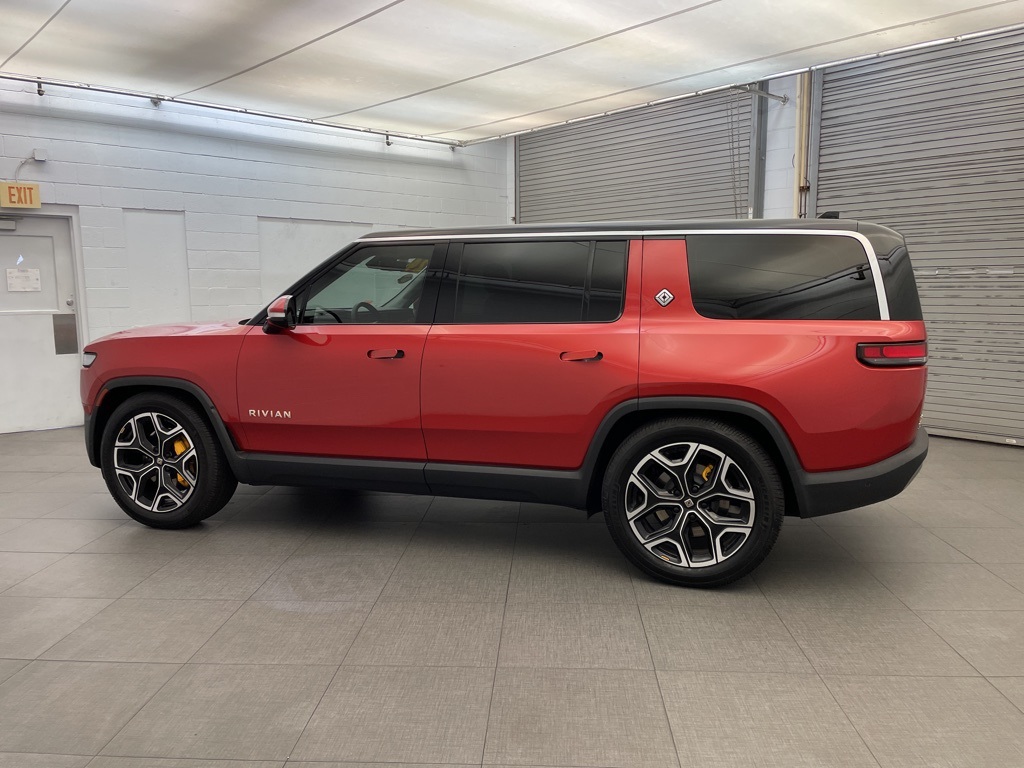 2024 Rivian R1S Launch Edition photo 7