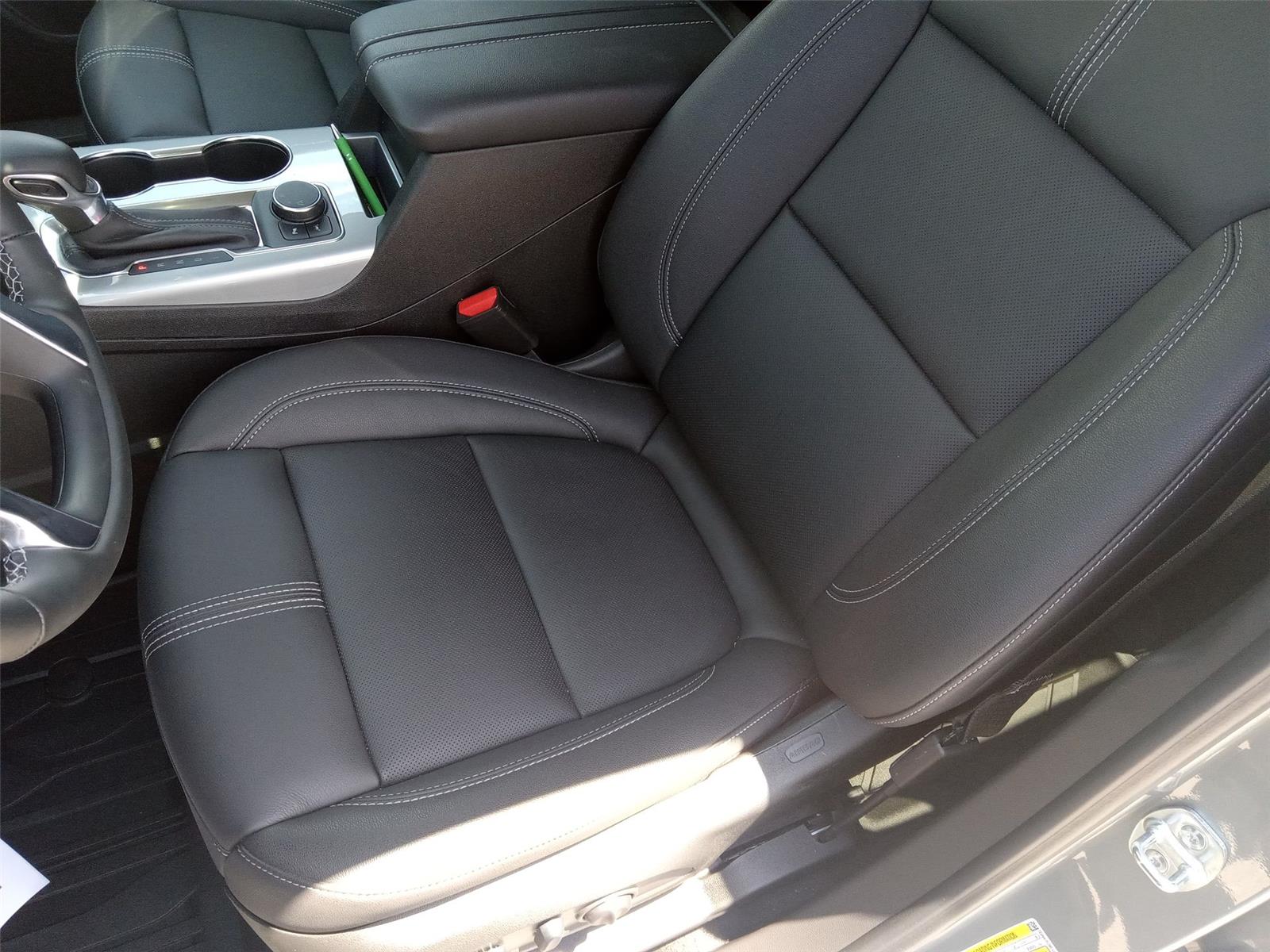 2025 Chevrolet Blazer 3LT photo 10