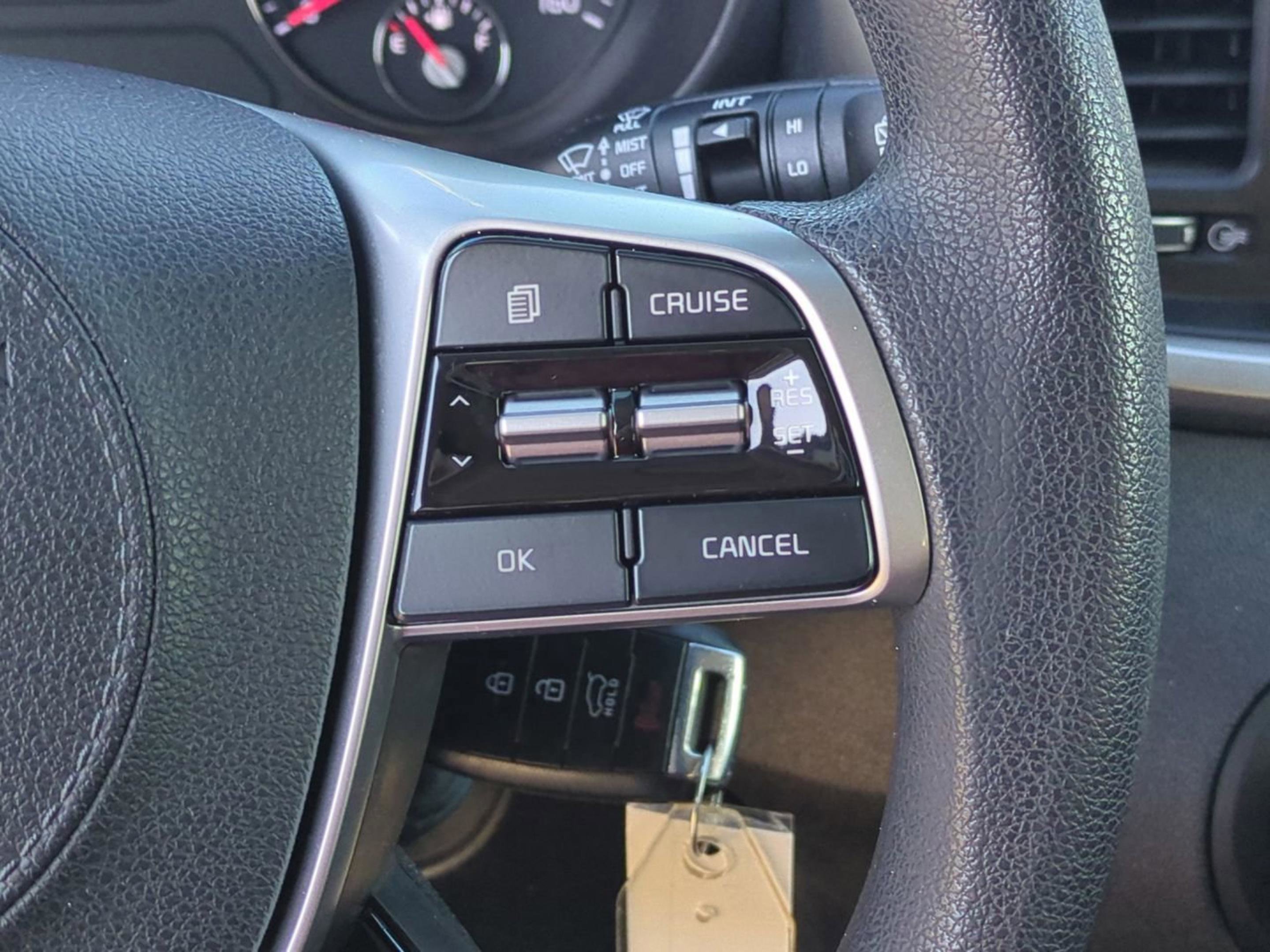 2020 Kia Sorento LX photo 25