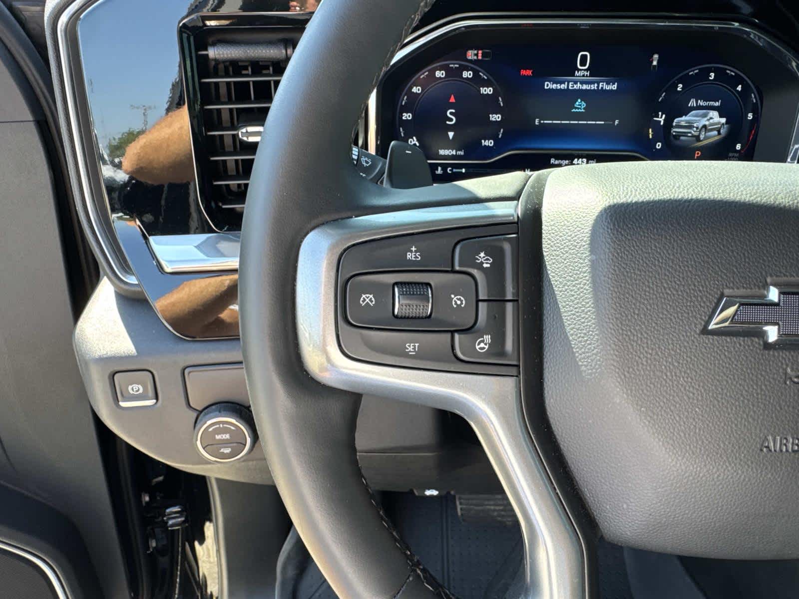 2025 Chevrolet Silverado RST photo 39