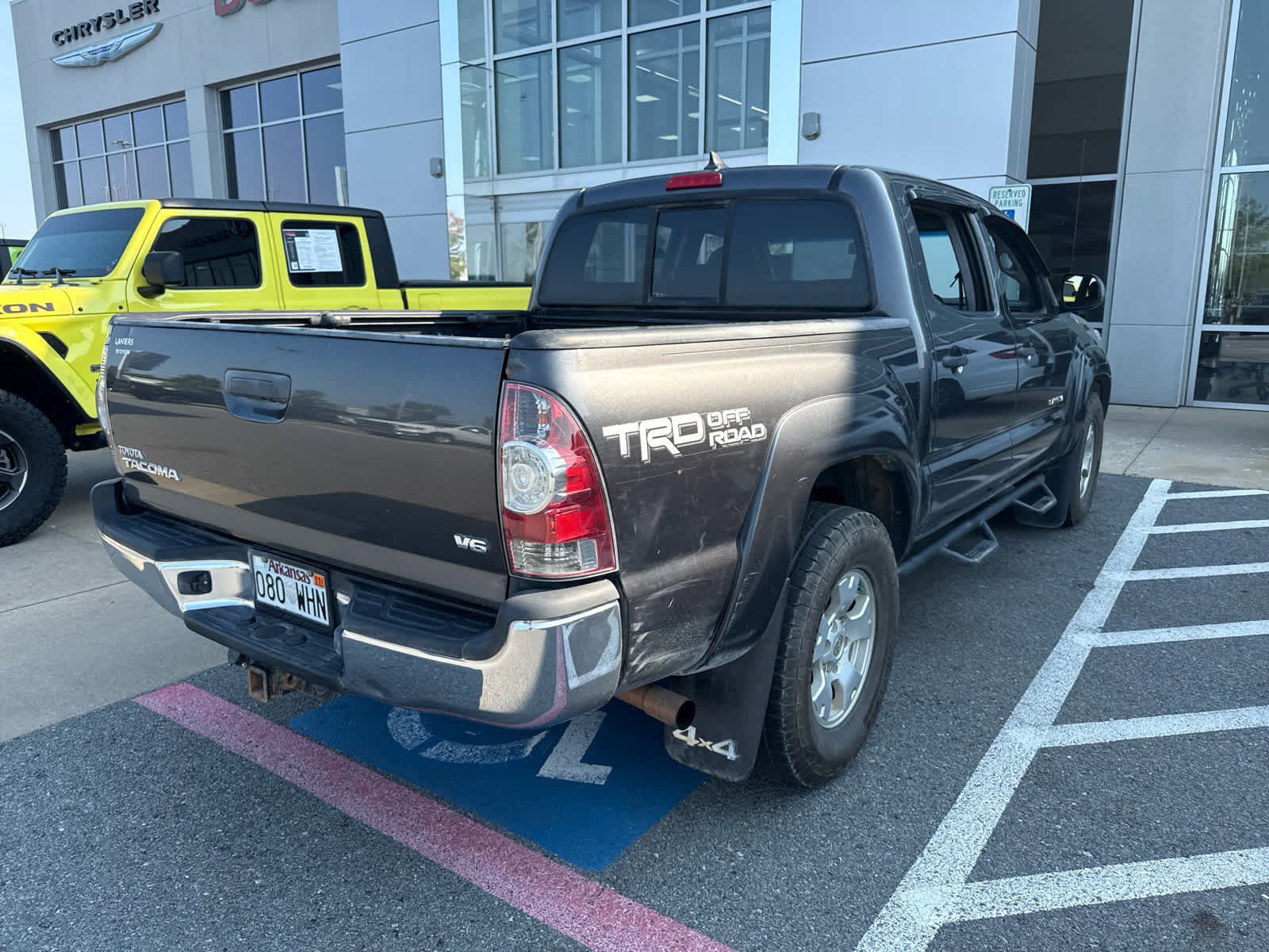 2015 Toyota Tacoma TRD Off-Road photo 3