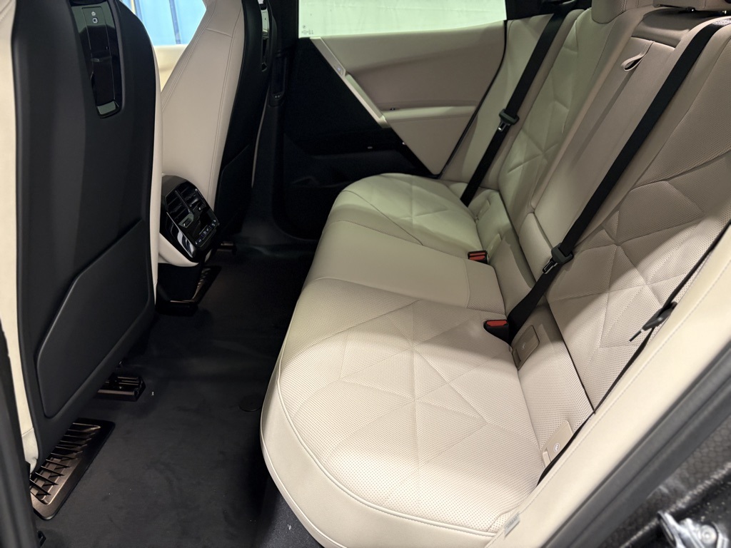 2025 Bmw iX iX xDrive50 photo 18