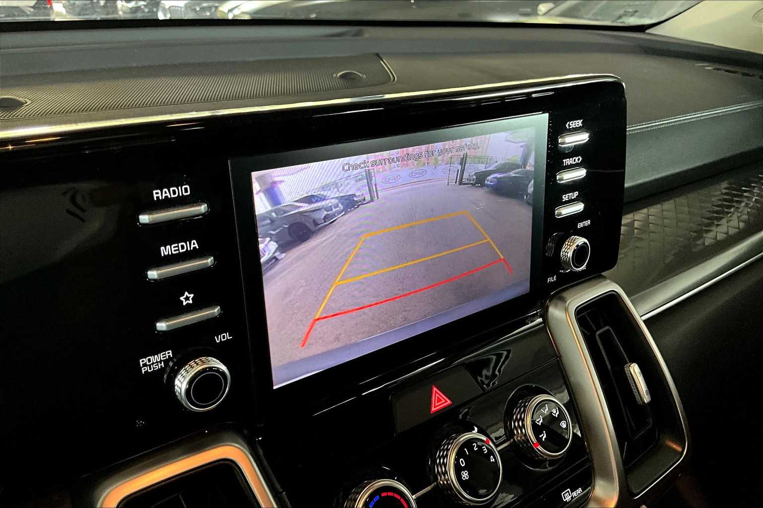 2021 Kia Sorento LX photo 26