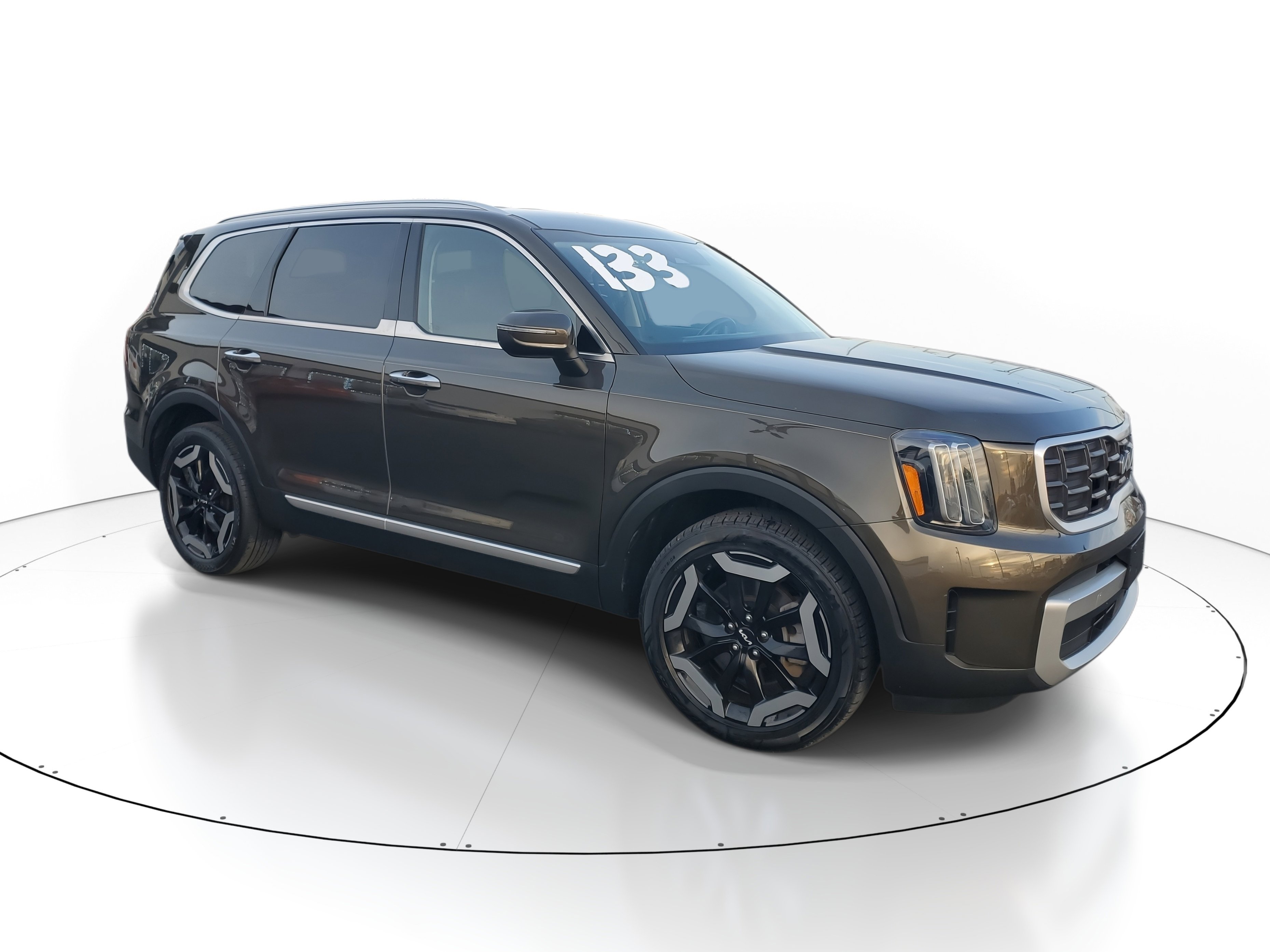 2023 Kia Telluride S's photo