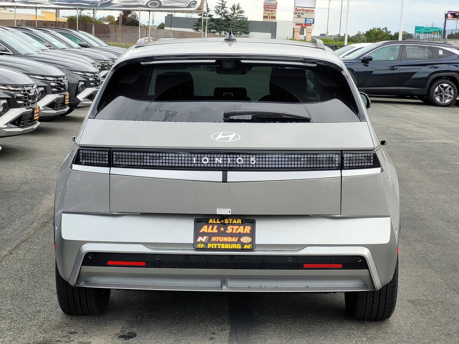 2026 Hyundai Ioniq 5 Limited photo 3