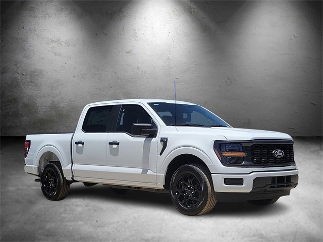 2025 Ford F-150 XLT photo 3