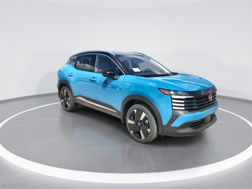 2025 Nissan Kicks SR photo 2