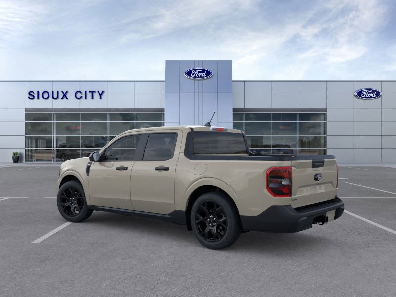 2025 Ford Maverick XLT photo 2