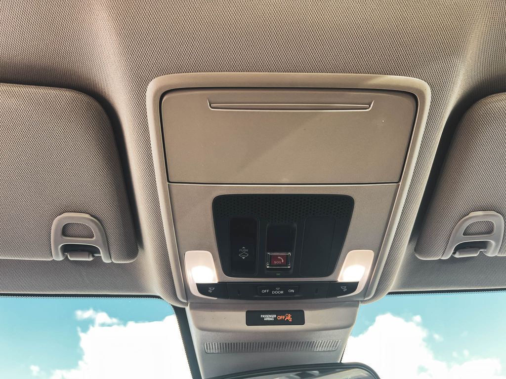2025 Honda Accord SE photo 17