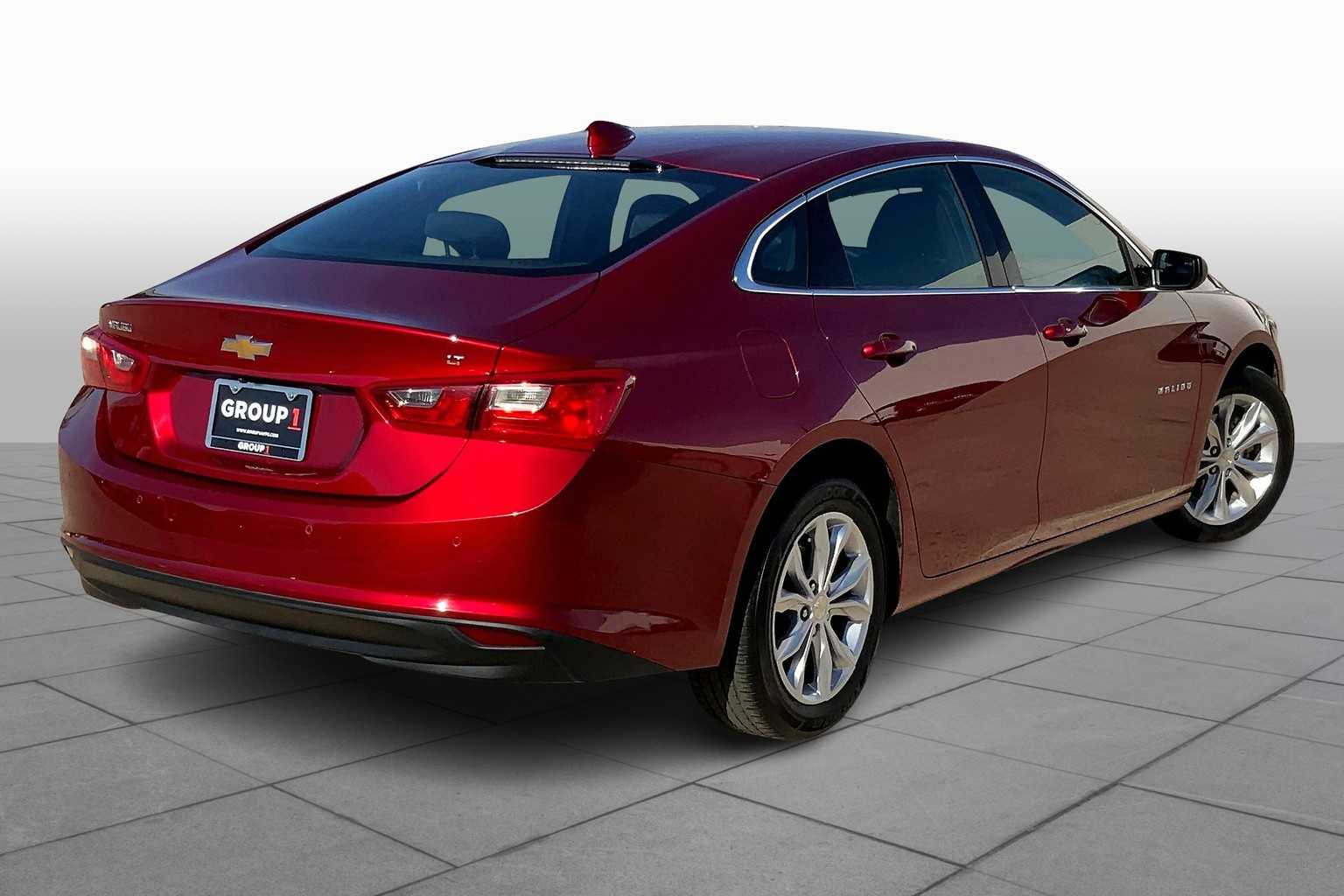 2024 Chevrolet Malibu 1LT photo 12