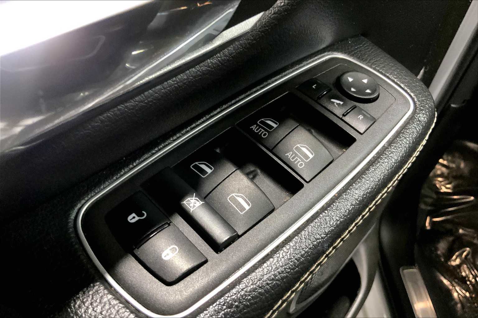 2022 Ram 1500 Laramie photo 24