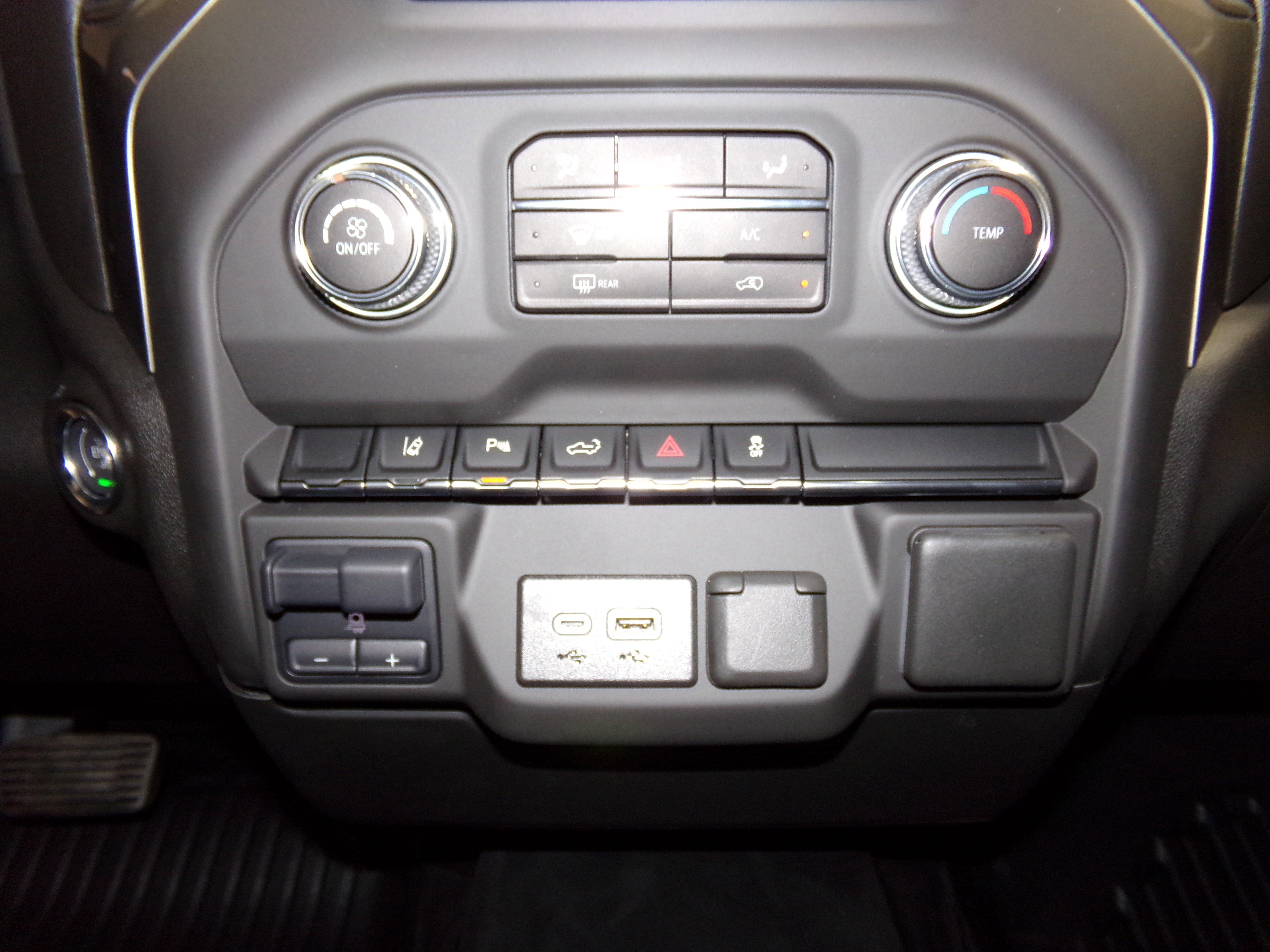 2025 Gmc Sierra 2500 HD Pro photo 11