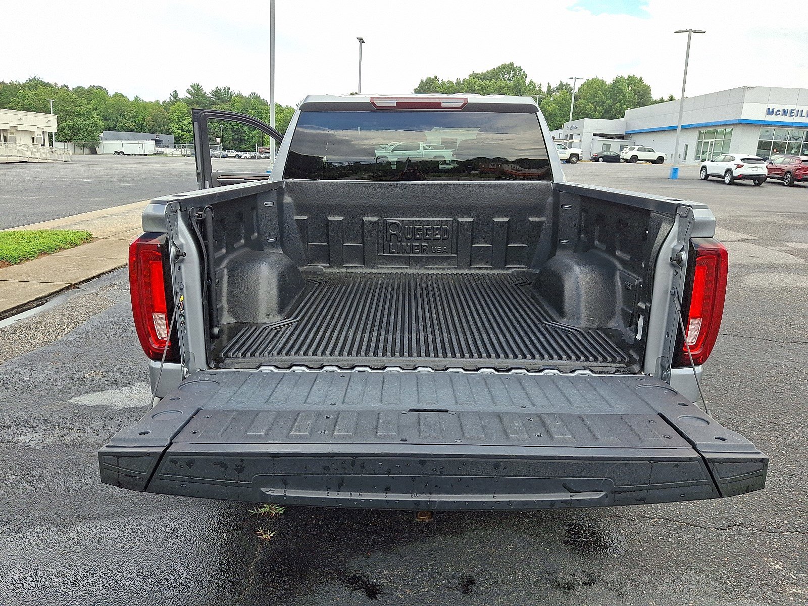 2024 Gmc Sierra 1500 SLT photo 29