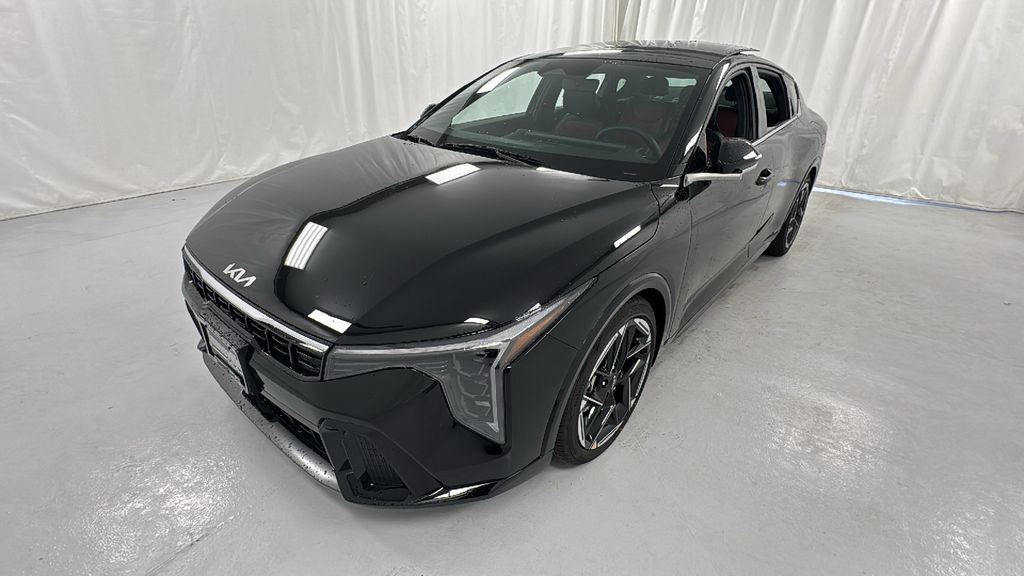 2025 Kia K4 GT-Line photo 7