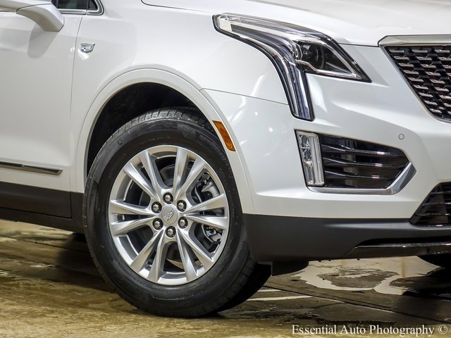 2025 Cadillac XT5 Luxury photo 3