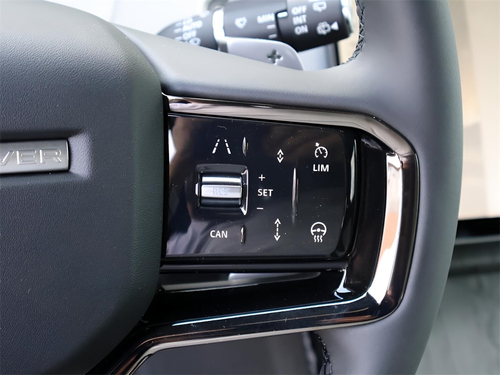 2026 Land Rover Range Rover Evoque Dynamic SE photo 27