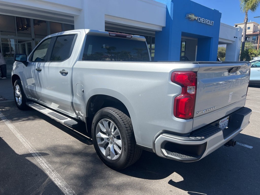 2021 Chevrolet Silverado 1500 Custom photo 3