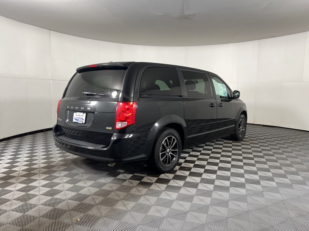 2016 Dodge Grand Caravan SE photo 4