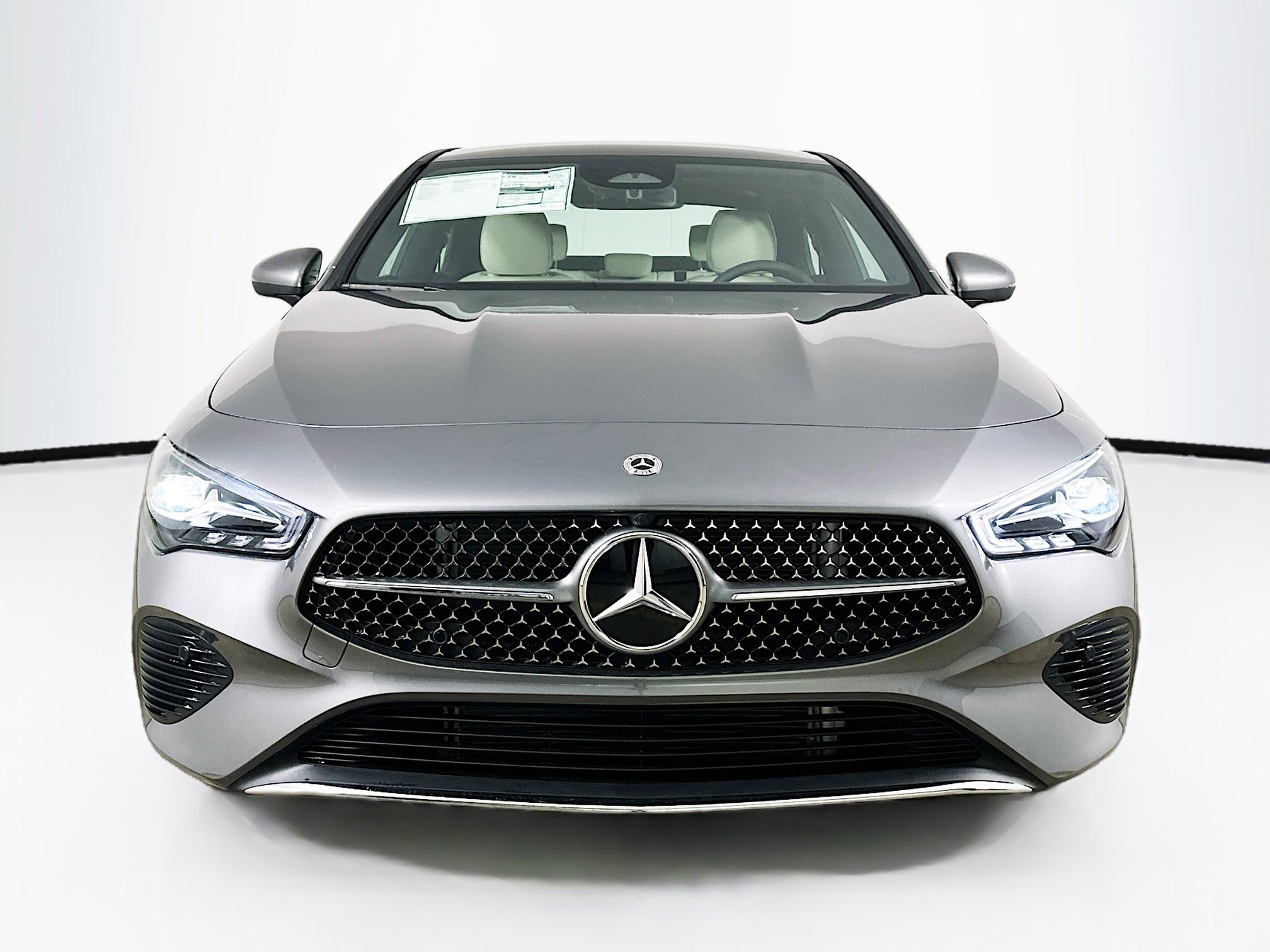 2025 Mercedes Benz CLA 250 4MATIC photo 2