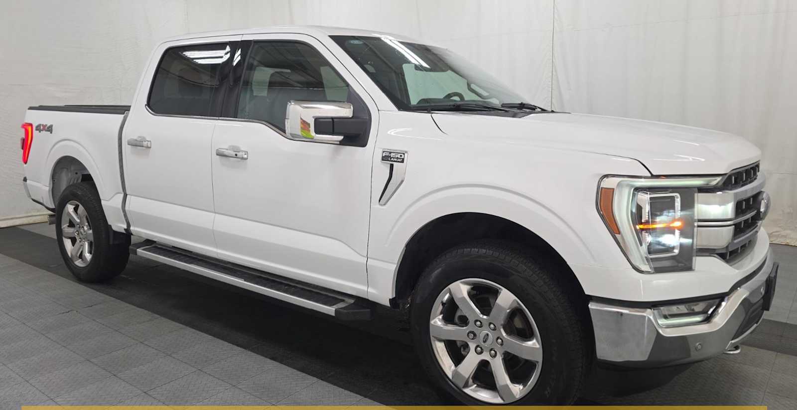 2023 Ford F-150 Lariat photo 2