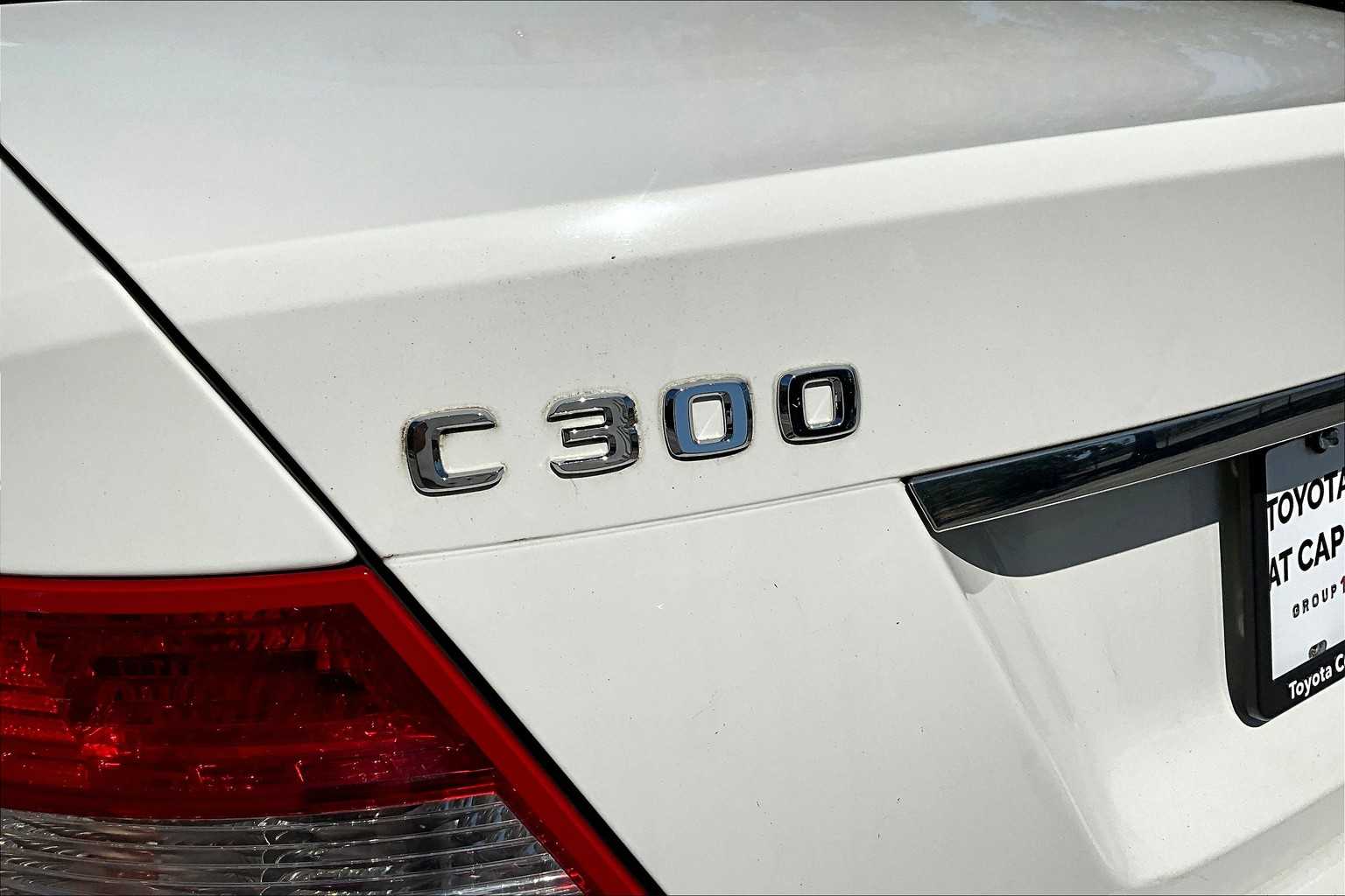2011 Mercedes Benz C 300 Sport photo 26