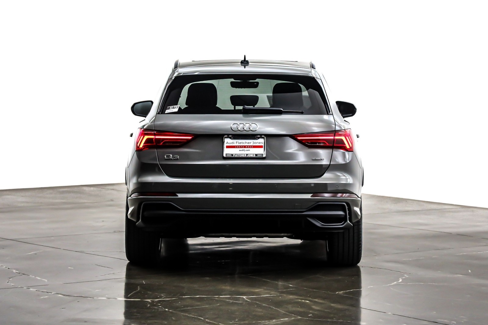 2025 Audi Q3 S line Premium 45 TFSI photo 3