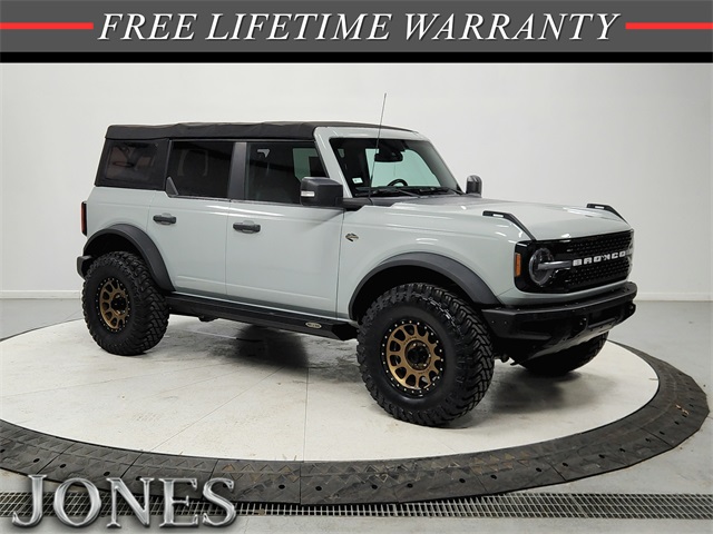 2022 Ford Bronco 4-Door Wildtrak's photo