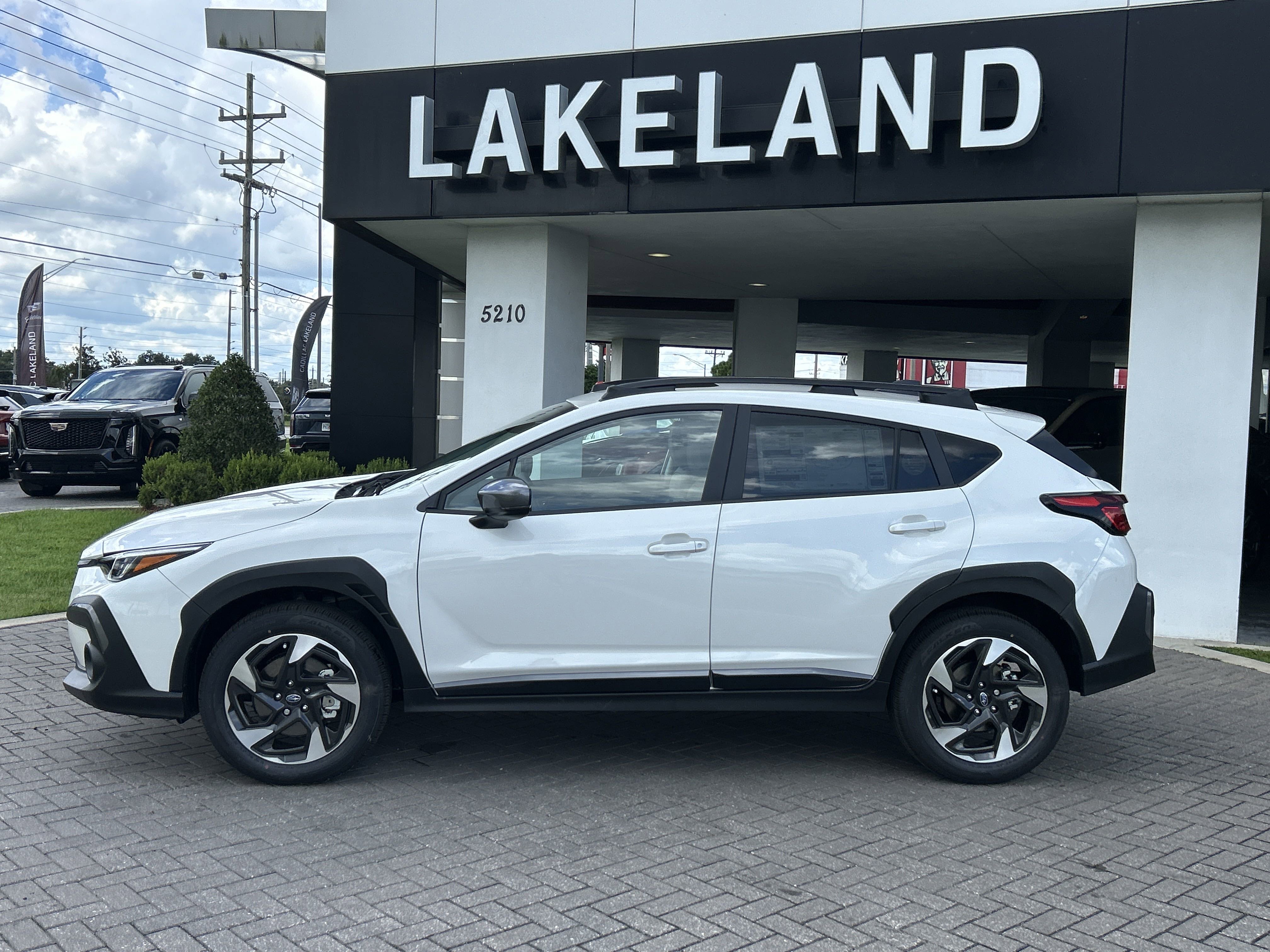 2025 Subaru Crosstrek Limited photo 2