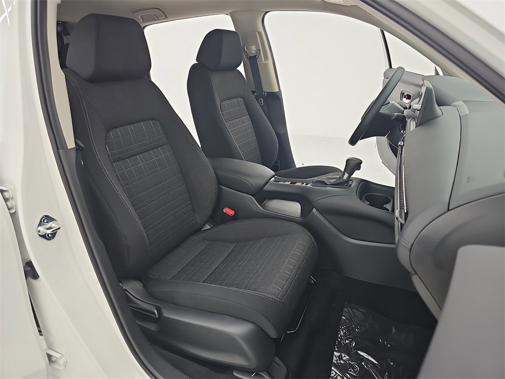 2026 Honda HR-V LX photo 12