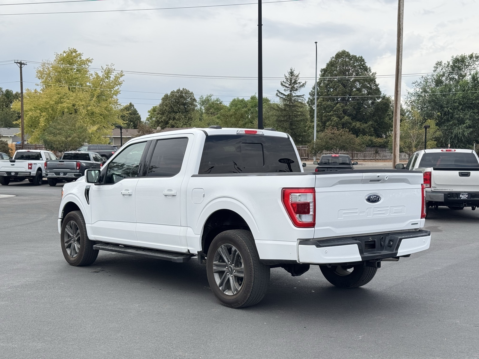 2023 Ford F-150 Lariat photo 2