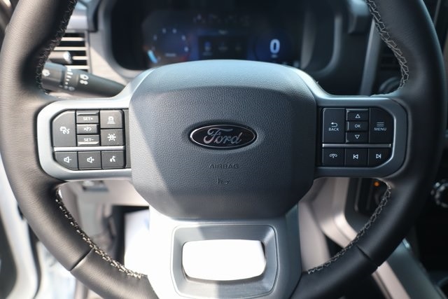 2025 Ford F-150 XLT photo 4