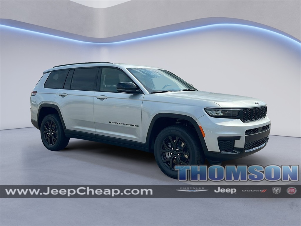 2025 Jeep Grand Cherokee L Altitude's photo