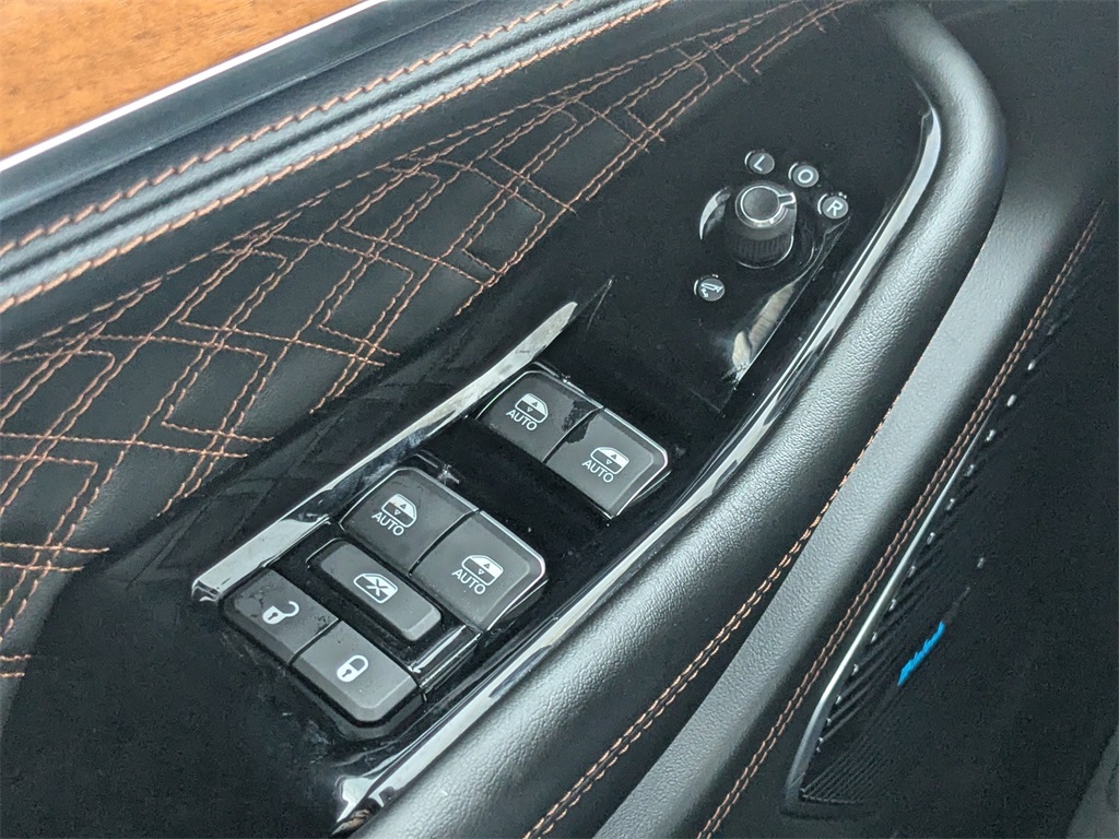 2023 Jeep Grand Cherokee Summit Reserve 4xe photo 19