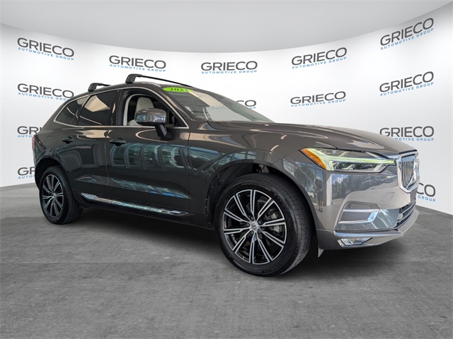 2021 Volvo XC60 Inscription's photo