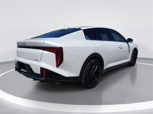 2025 Kia K4 GT-Line Turbo photo 4