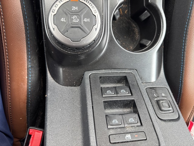2022 Ford Bronco Outer Banks photo 15