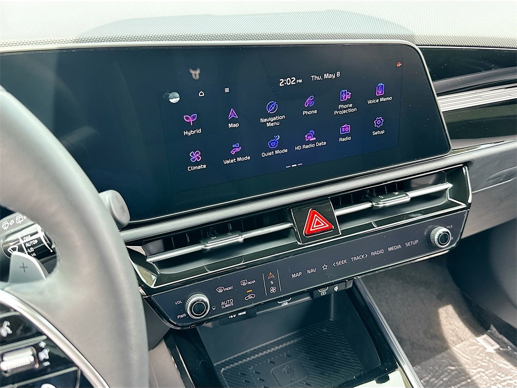2025 Kia Niro SX Touring photo 13