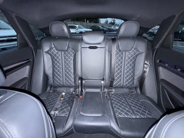 2025 Audi SQ5 Premium Plus photo 9