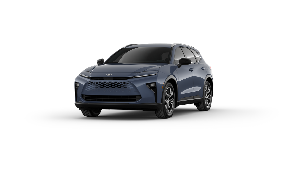 2025 Toyota Crown Signia XLE