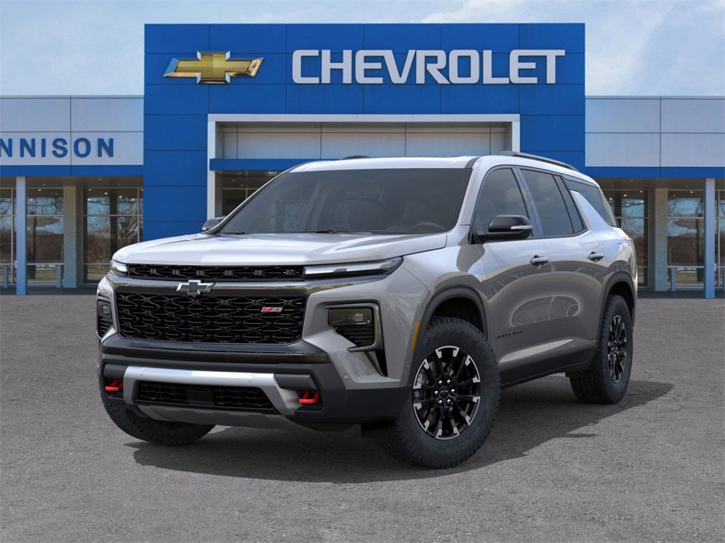 2026 Chevrolet Traverse Z71 photo 3