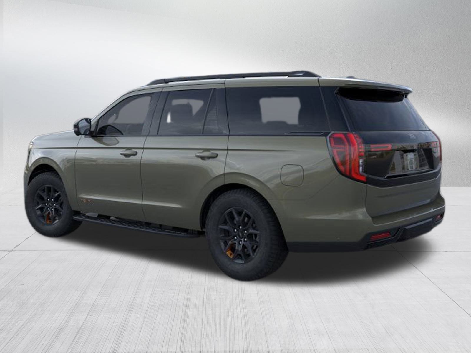 2025 Ford Expedition photo 3