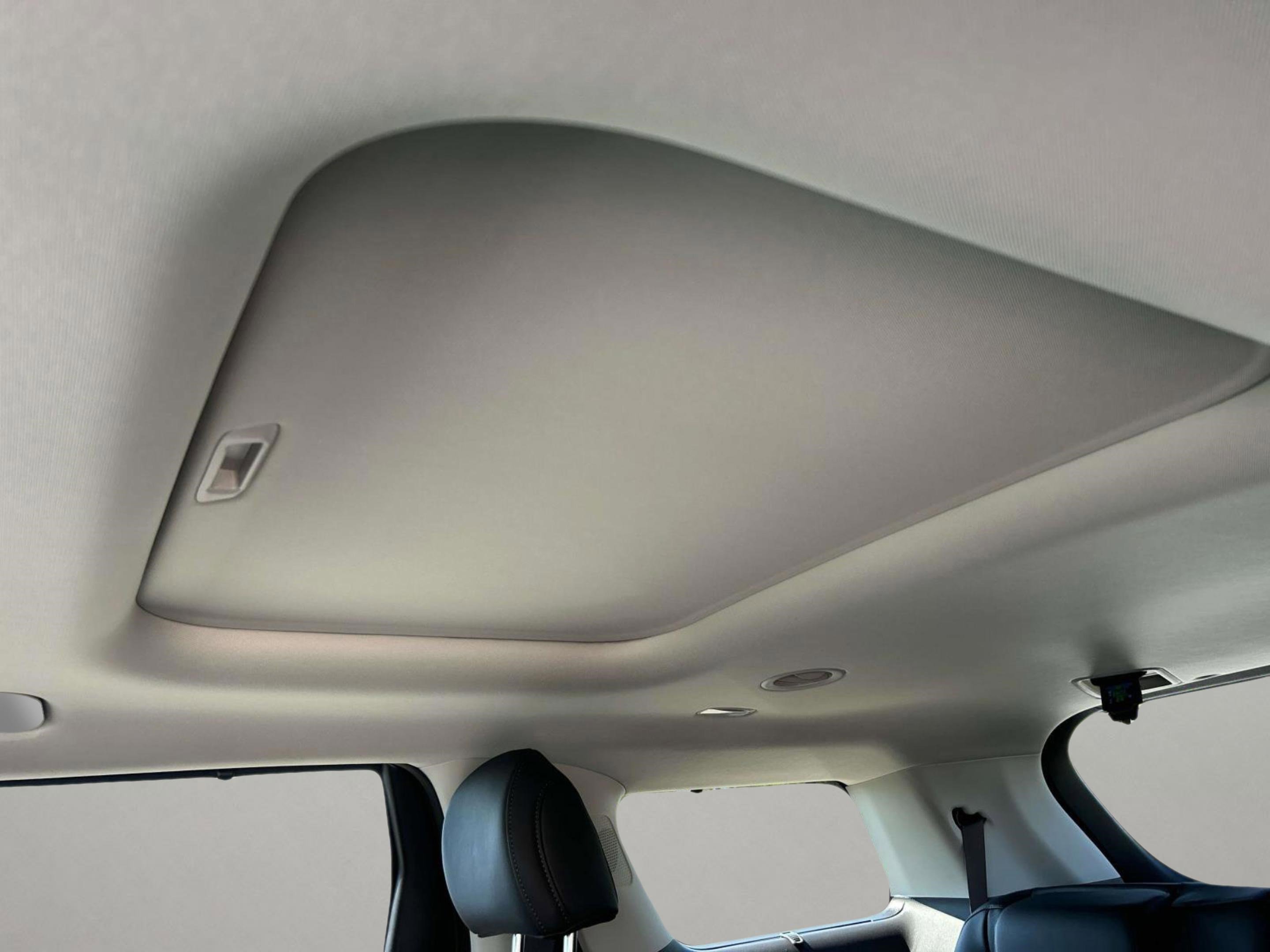 2026 Kia Carnival SX photo 22