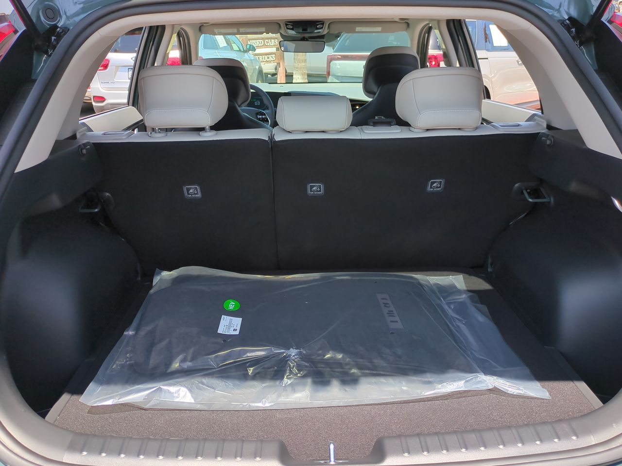 2025 Kia Niro EX Touring photo 21