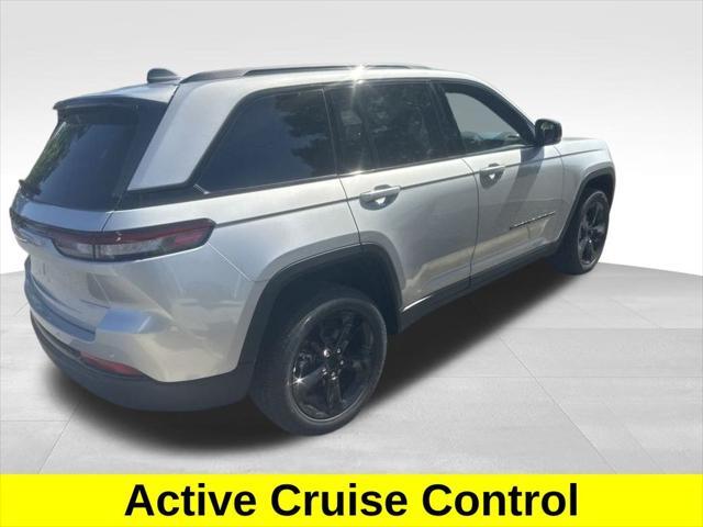 2025 Jeep Grand Cherokee Altitude X photo 6