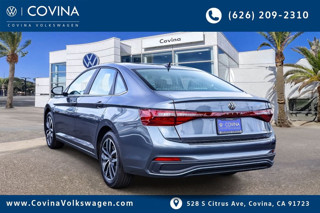 2026 Volkswagen Jetta 1.5T SE photo 4