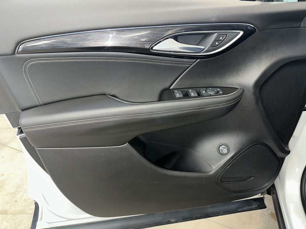 2023 Buick Envision Preferred photo 4